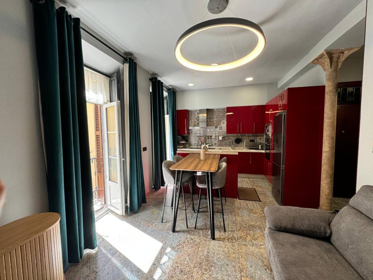 Alma De Malaga 2Br Stay With Art History & Comfort In The Heart Of The City Màlaga Exteriér fotografie