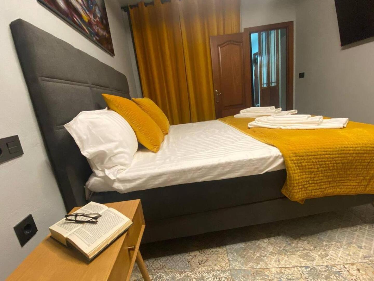 Alma De Malaga 2Br Stay With Art History & Comfort In The Heart Of The City Màlaga Exteriér fotografie